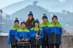 Mit Julian Zimmerling, Adrian Gerber, Lola Brugger, Jeannine Rosner, Katrin Unterdörfel (Trainerin) und Valentin Brunner stehen bei den International Children's Games 2019 in Lake Placid gleich fünf Sportler/innen vom USCI für die Stadt Innsbruck am Start.